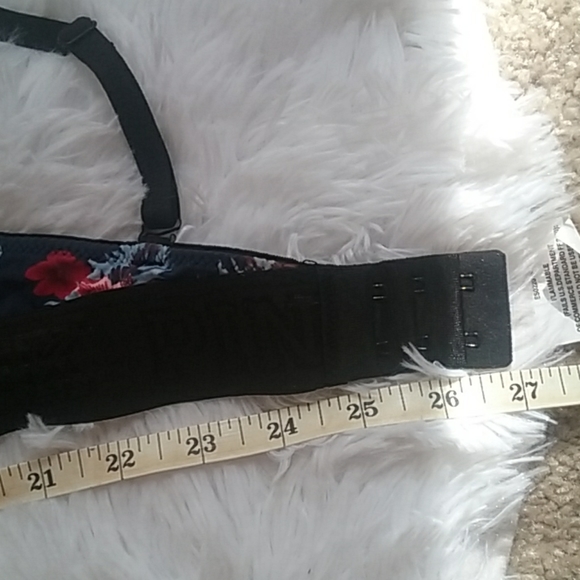 Victoria's Secret PINK Tropical Print Push-Up Bra - Picture 5 of 5